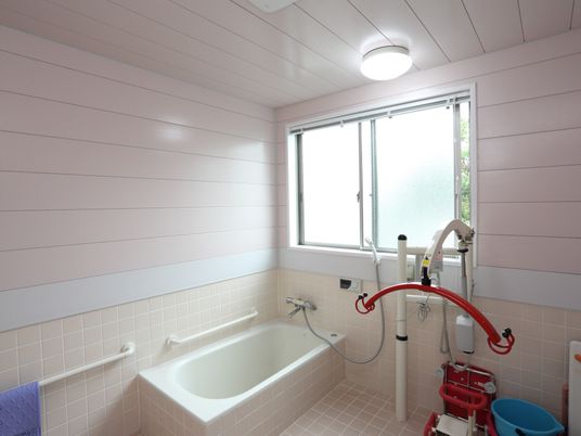 浴室と介助器具