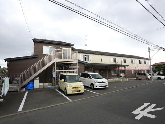 施設の外観全景
