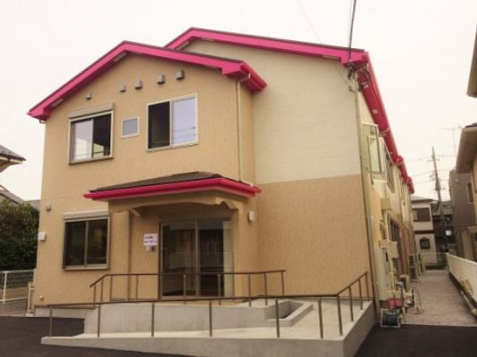 アクセス良好な外観