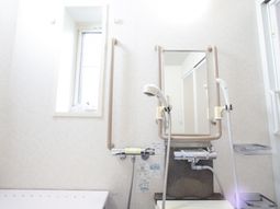 バリアフリーのトイレ設備