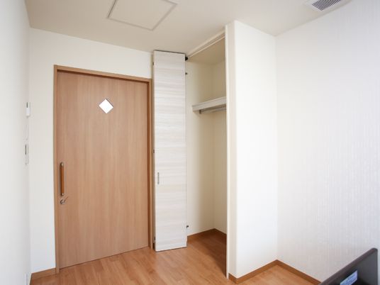 清潔感ある居室の一角