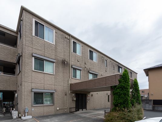 3階建ての外観