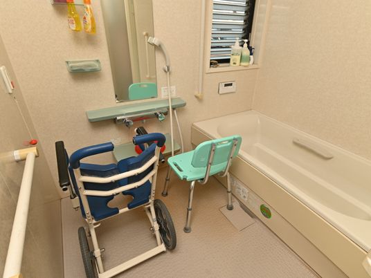 バリアフリー浴室施設