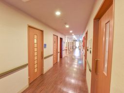 温かみのある廊下