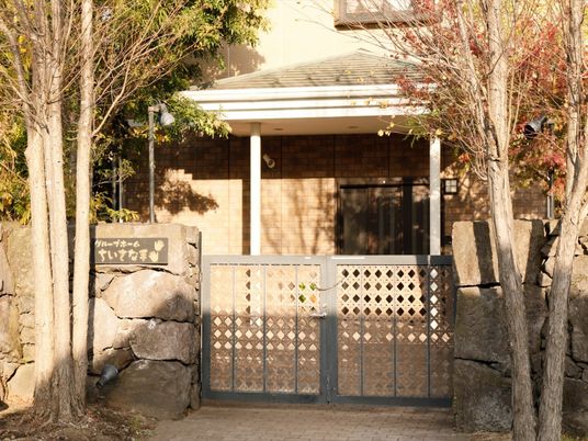 温かみのあるエントランス