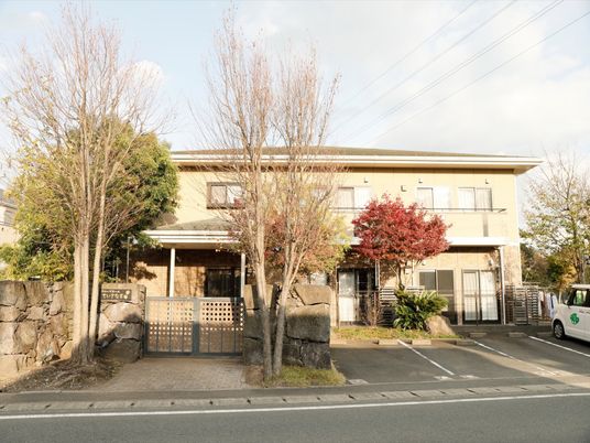 温もり感じる施設外観