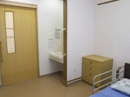 落ち着いた雰囲気の居室
