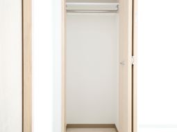 明るいクローゼット