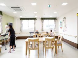 明るく広々とした空間