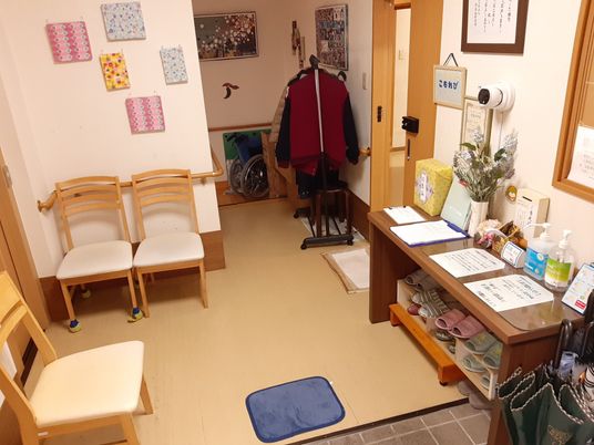受付と待合スペース