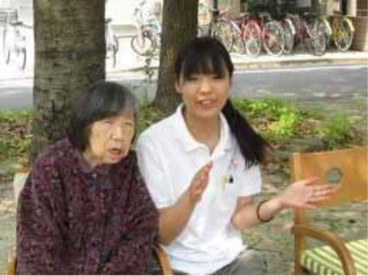 スタッフと利用者の会話