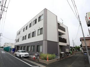 現代的な建物の外観