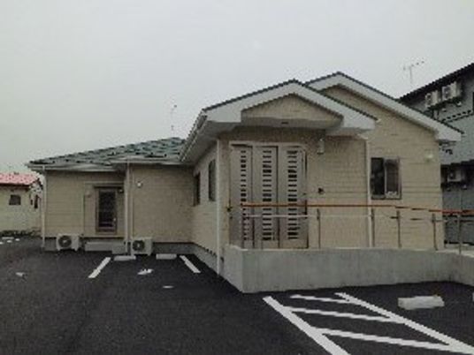 平屋の建物外観  