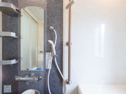 清潔感ある浴室の様子