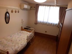 清潔な個室の居室