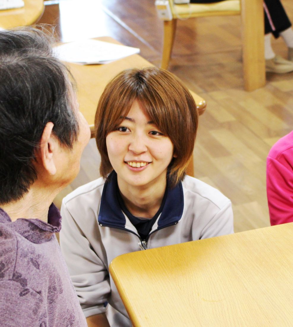 産休あり よみうりランド花ハウス 川崎市多摩区 の介護職 ヘルパーの求人情報 正社員 みんなの介護求人