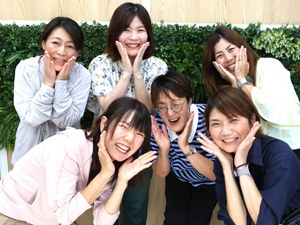 笑顔のスタッフ
