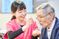 優しい対話の様子