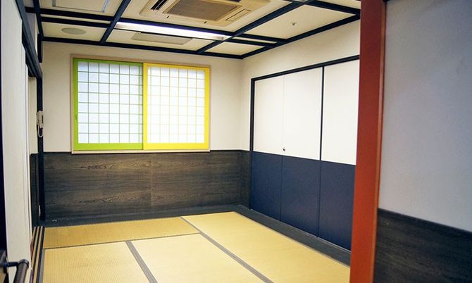 落ち着いた和室