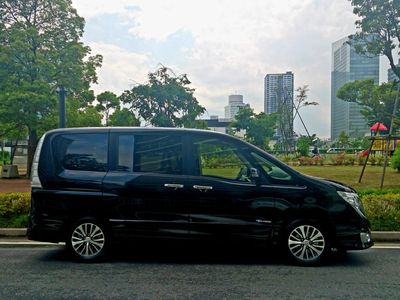 機能的な送迎車