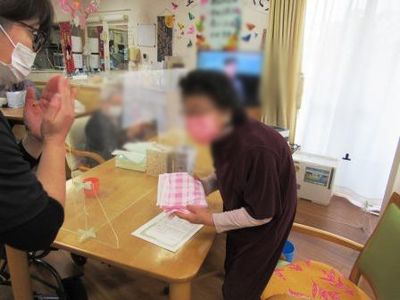 作業中の様子の居室