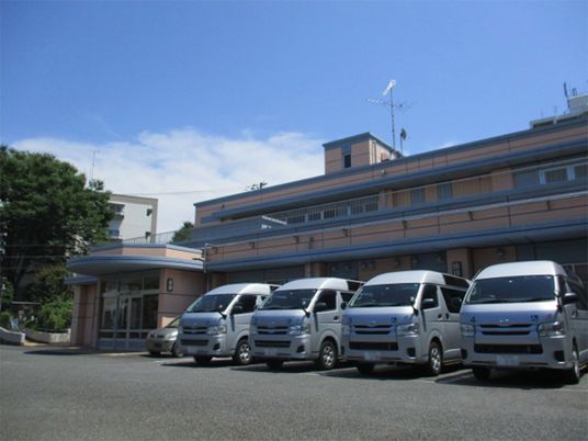 駐車場の外観