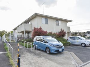 広々とした明るい外観