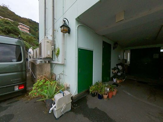 温かみのある入口