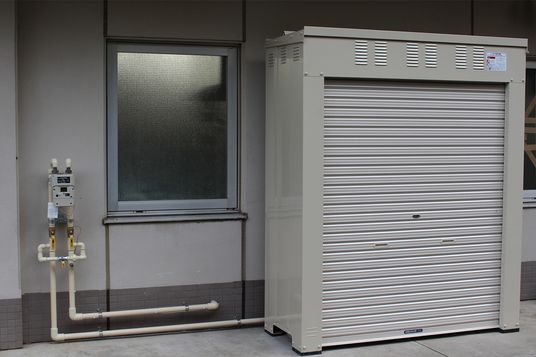 ガス設備隣の収納