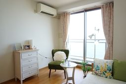 居室の明るい空間