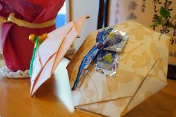折り鶴とお年玉袋