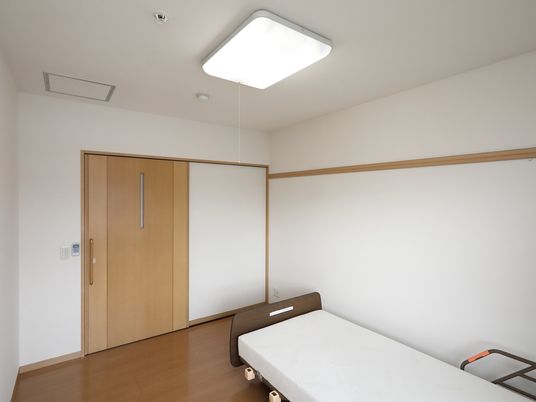 シンプルな個室の居室