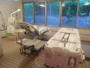 広々とした浴室
