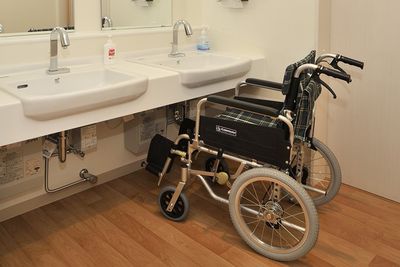車椅子用の洗面台