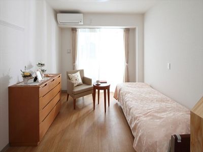 居室の明るいインテリア