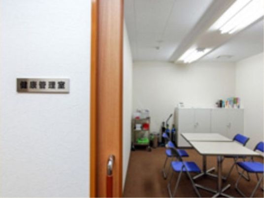 多目的室の入口