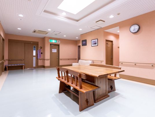 広々とした廊下