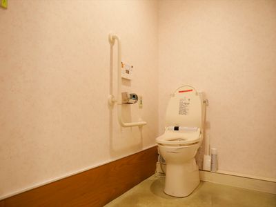 バリアフリーのトイレ設備