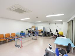 広々したリハビリ室