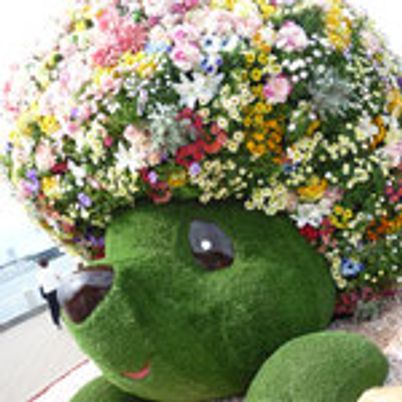 カラフルな動物の彫刻