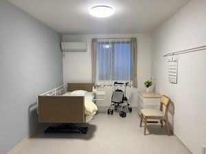落ち着いた雰囲気の居室