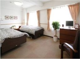 明るい居室の部屋