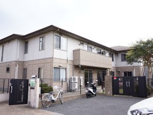 外観の建物と入口
