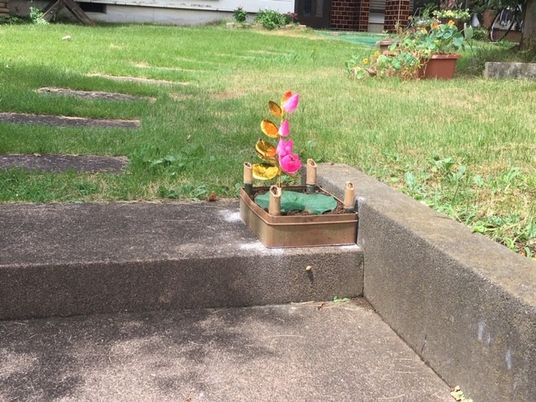 中庭の遊具  