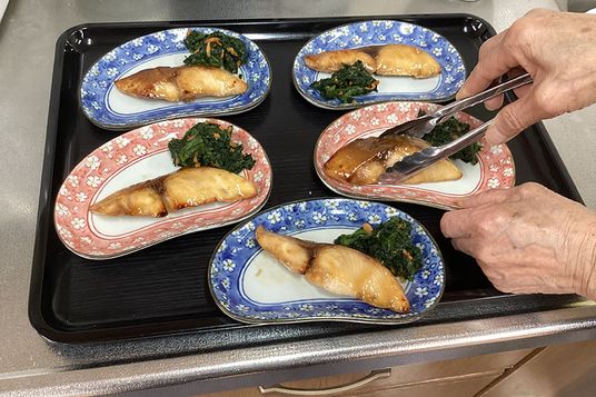 手料理の盛り付け