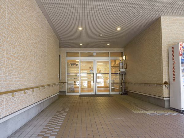 広々とした出入口