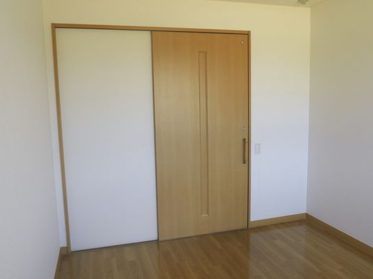 広々とした居室の一角
