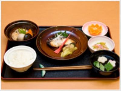 栄養満点の食事提供