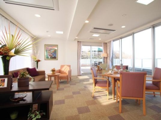 共有スペースの快適な居間