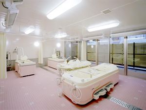 明るい浴室  